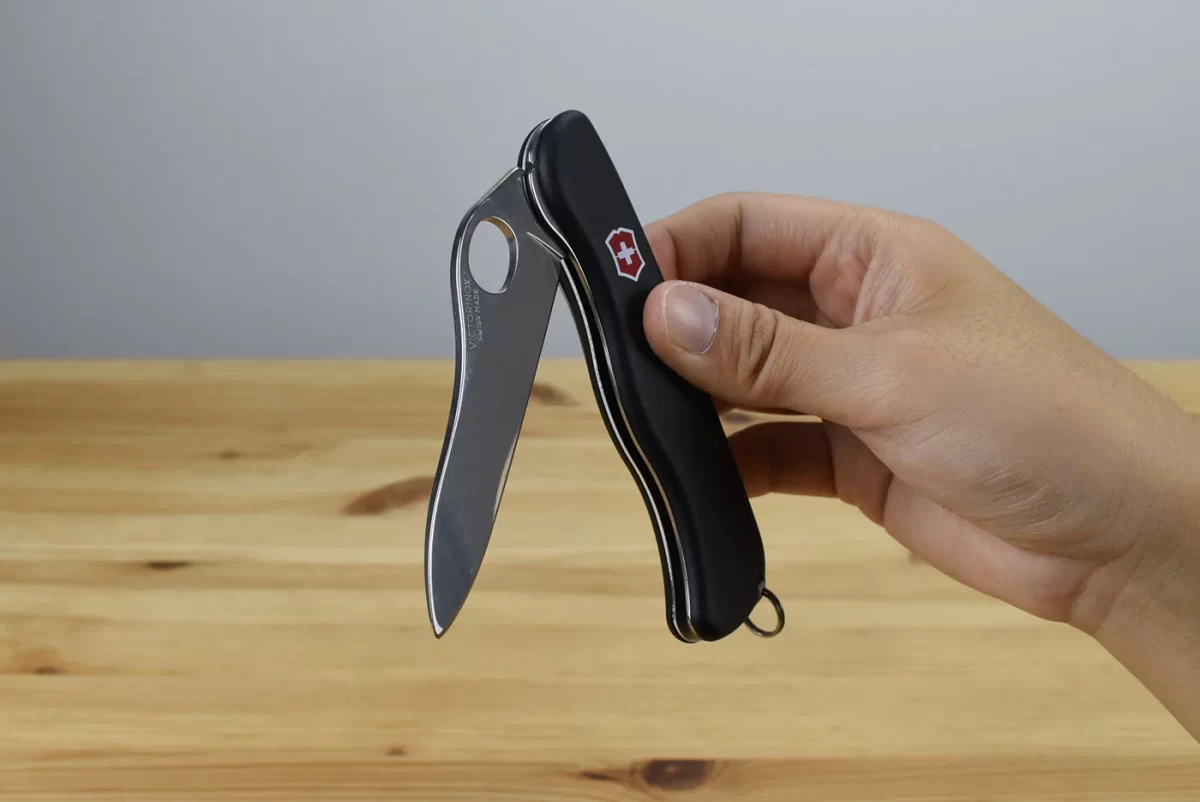 Victorinox Sentinel Swiss Knife with Clip, 5 Functions Gadgets Cavo Yachting